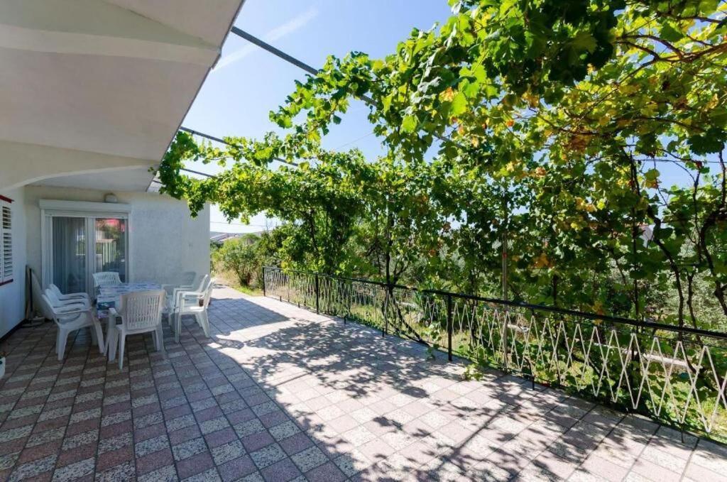 Apartments Biserka Barbat na Rabu Dış mekan fotoğraf