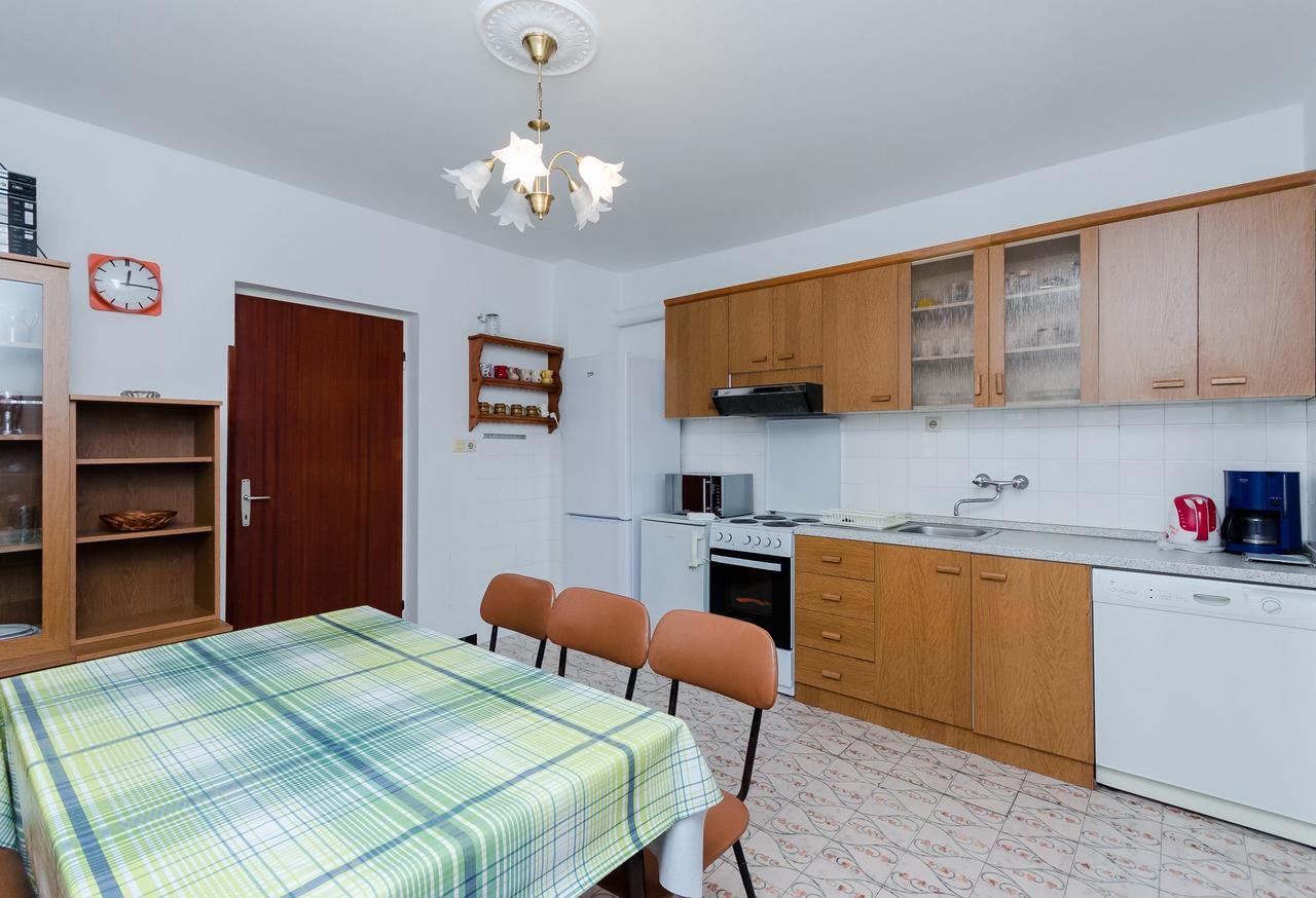 Apartments Biserka Barbat na Rabu Dış mekan fotoğraf