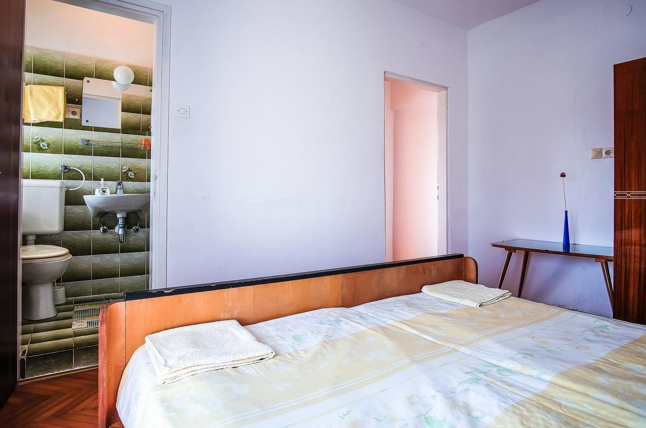 Apartments Biserka Barbat na Rabu Oda fotoğraf
