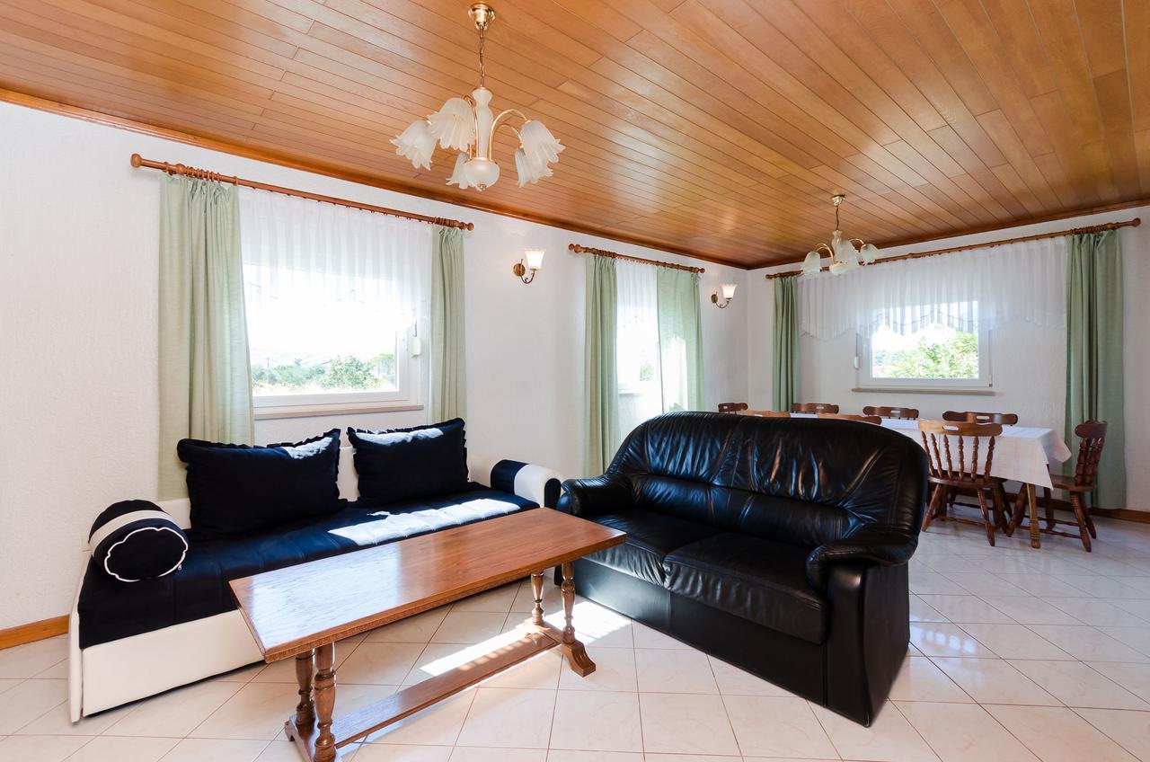 Apartments Biserka Barbat na Rabu Dış mekan fotoğraf