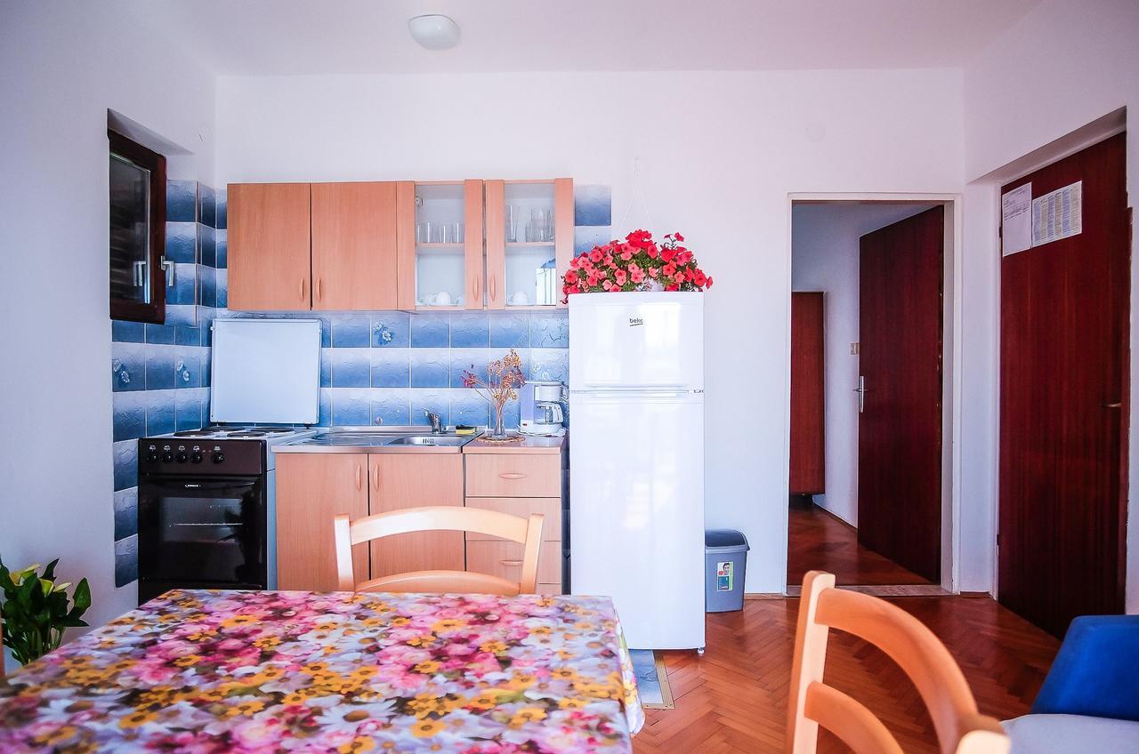 Apartments Biserka Barbat na Rabu Dış mekan fotoğraf